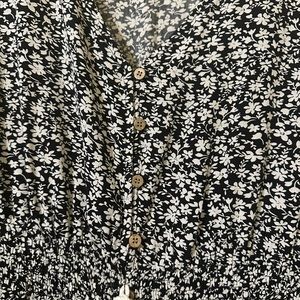 Sunday dress. Floral print.